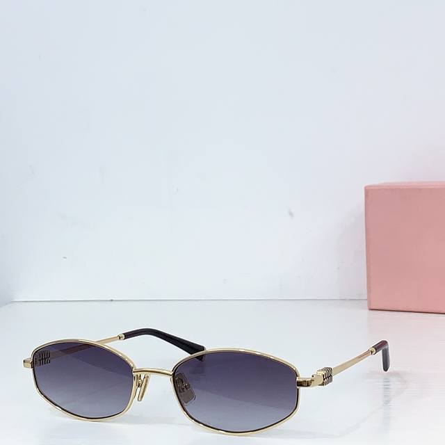 Miu Mi*Model:Amu 56Yssize: 55 ports 18-140 Ddd