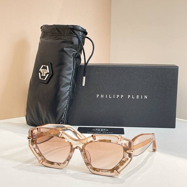 Philipp Pleinmodel:Sp Vsize:53 port 18-140 Ddd