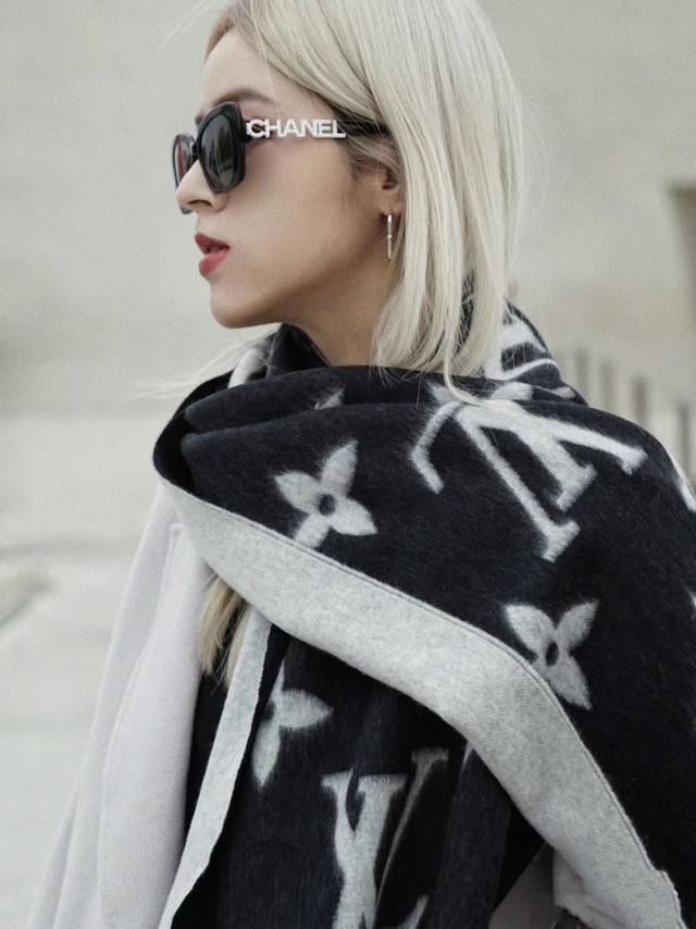 Classic Black Top Seller Recommendation, In Stock. Compare with other versions o