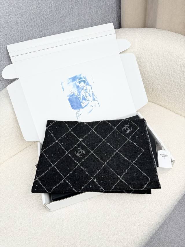 Chanel. Don't miss this Chanel 24C quilted all-logo scarf! You'll fall in love a