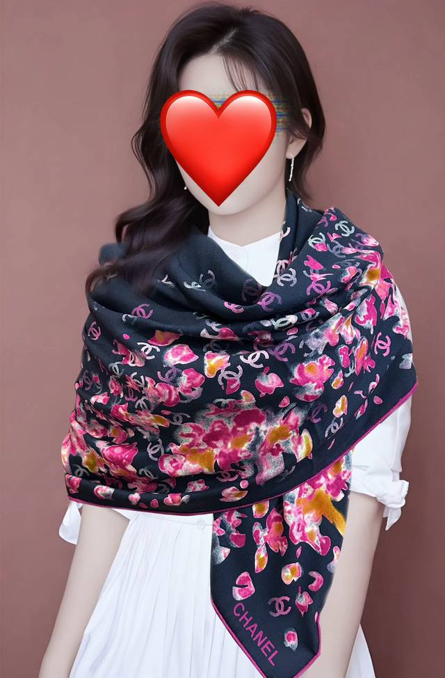 Chanel 2025 double-sided tonal print is so beautiful! The classic camellia hat d