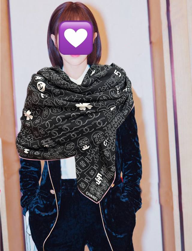 New Arrival: Chanel 2025 Double-Sided Same Color Classic Camellia Elegance Coco