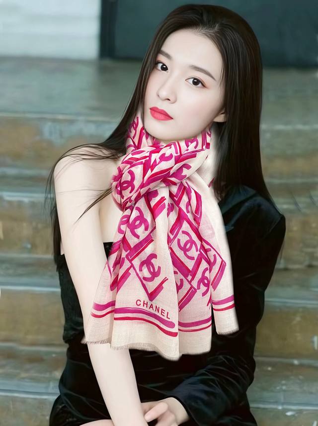 New Chanel 2025 latest style, truly amazing! The actual product is beautiful. Th