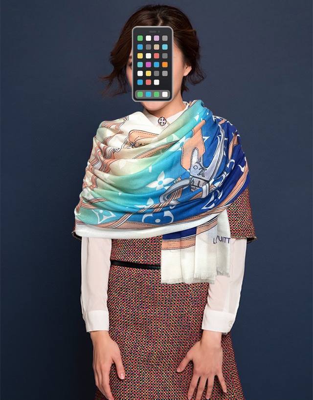 New LV 2025 design, absolutely stunning! The ring-patterned cashmere scarf is tr