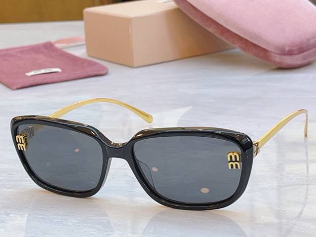 Miumi* New sunglasses, Mod: Mu 1896L, Size: 62