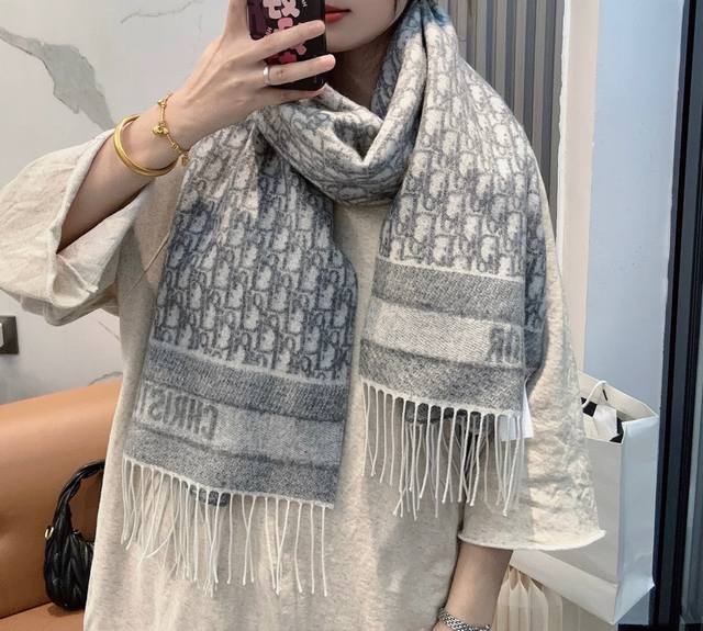 Silver Thread Version Dior's latest Oblique print scarf reinterprets the classic