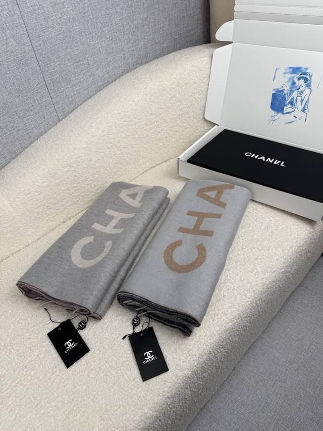 Chanel. Super great deal! Young and fashionable! Chanel fans, come and see! Same