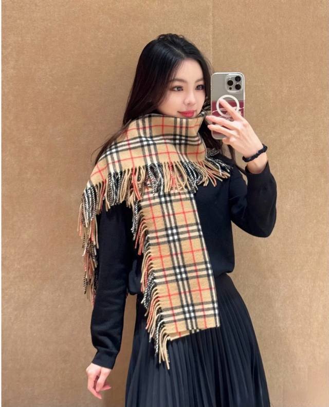 B Brand. Checkered Tassel Scarf