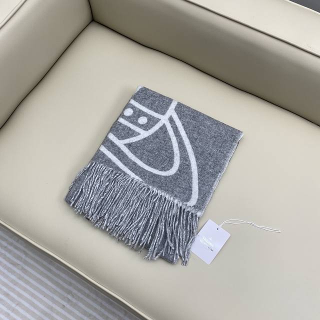 Original Quality! British Punk Godmother "Vivienne Westwood's" Favorite Saturn