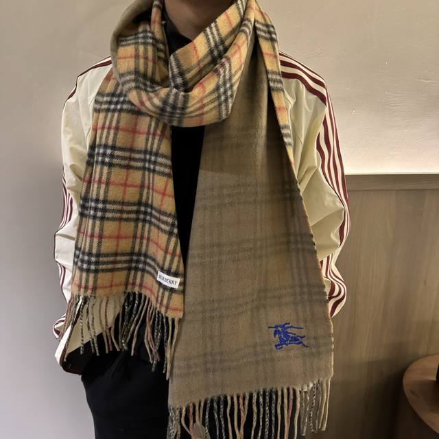 Latest Double-Sided Checkered Embroidered Jacquard Scarf High-Density Double-Sid