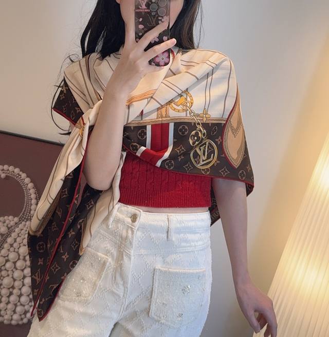 Monogram Infinity scarf cleverly uses a printing technique to lay the Monogram p