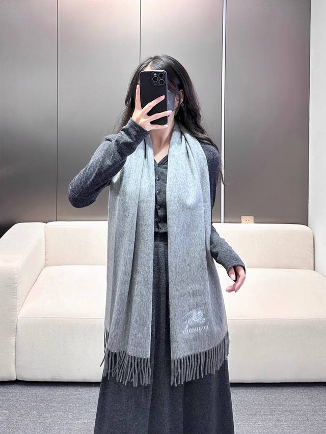 Burberry Embroidered Horse Design, Newest Style, Unisex, Couple Style, Highly R