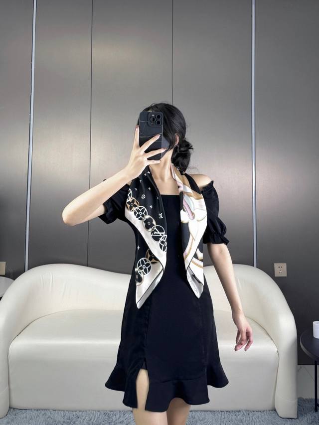 This year's LV bestseller is here! Super soft and silky smooth~ The feel is abs