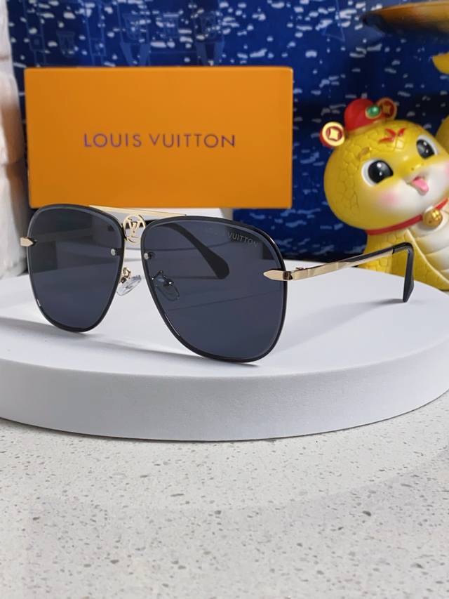 LV Louis Vuitton New Sunglasses First Release Unisex Style