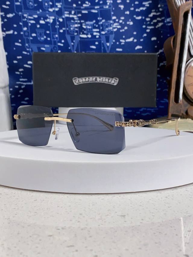 Chrome Hearts 2025 New European and American Retro Rectangular Frameless Cut-Edg