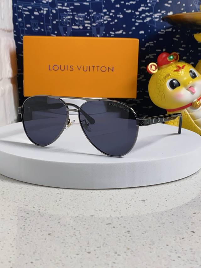LV Louis Vuitton 2025 New Style Zhong Chuxi Same Style Sunglasses Fashion Metal