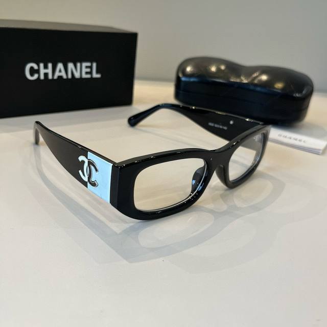 Chanel black and white panda sunglasses