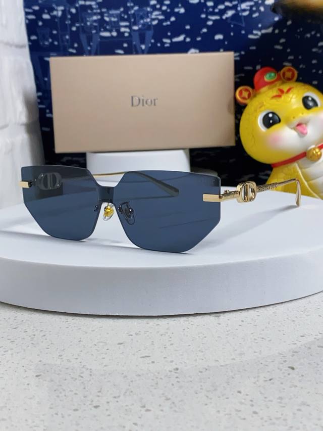 Dior 2025 New Trendy Sunglasses M3U Unisex High-Quality Metal Frame DDD