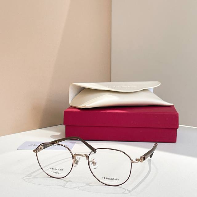 Salvatore Ferragamo* Model: Sf2594Lb Size: 52 (19-140) High Version~~ DDD