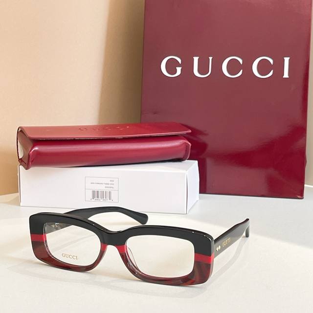 Gucc*Model: Gg 1528S Size: 54 ports 19-145 DDD