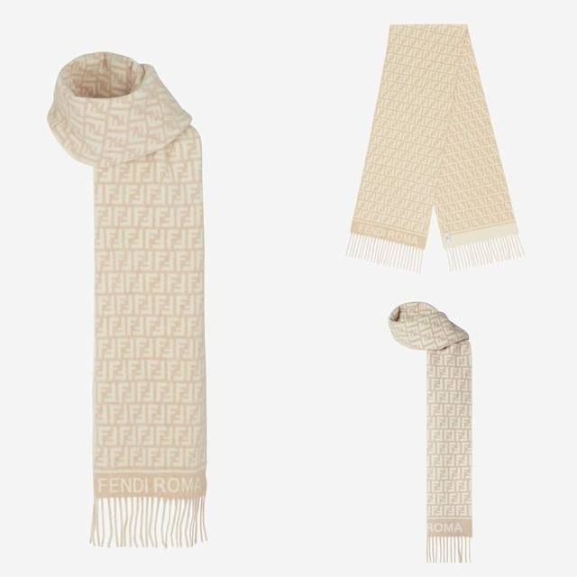 F brand. No agent required! Top quality! Fendi's hottest scarf this year! The mo