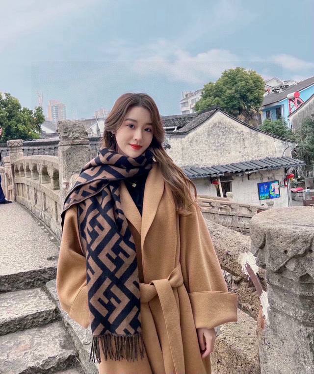 New F brand color, clean and elegant! Don't miss it if you like it! Excellent r