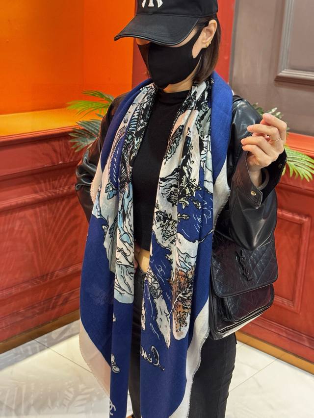 25 All-Season Shawl! Size: 140x140cm. 100% Cashmere. Lightweight, soft, and comf