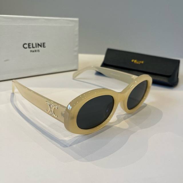 Celine sunglasses, these glasses are amazing! A lifesaver for square and round f
