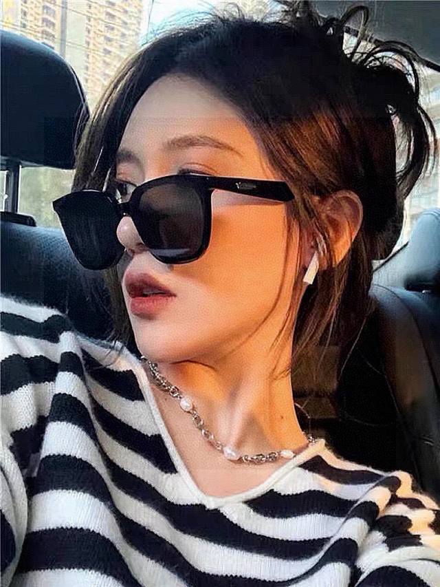 Gucci Gg square-frame sunglasses, perfect quality, unique design, suitable for a