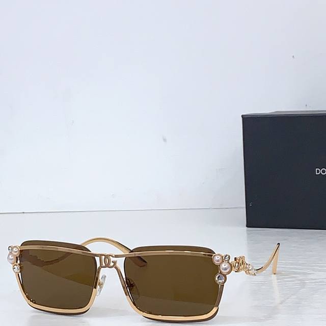 Dolce& Gabban* Model: Dg1653Lb Size: 136 ports 52-140 DDD