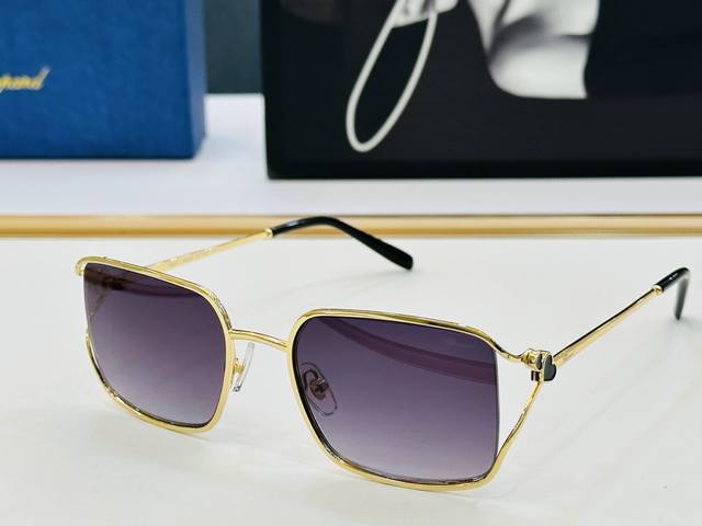Original Chopard Model: Vchg29S Size: 52 (20-140) Sunglasses with a modern and