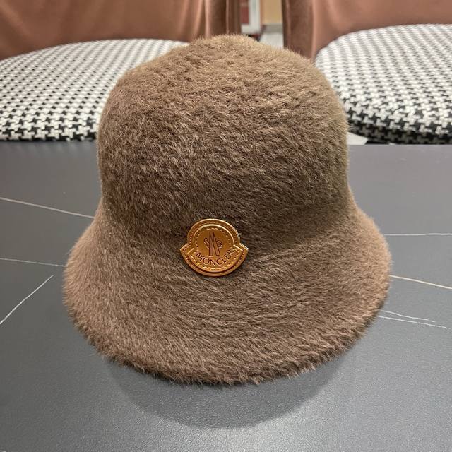 Moncler Women's Bucket Hat for Autumn and Winter, Face-Slimming Korean Style, Ve