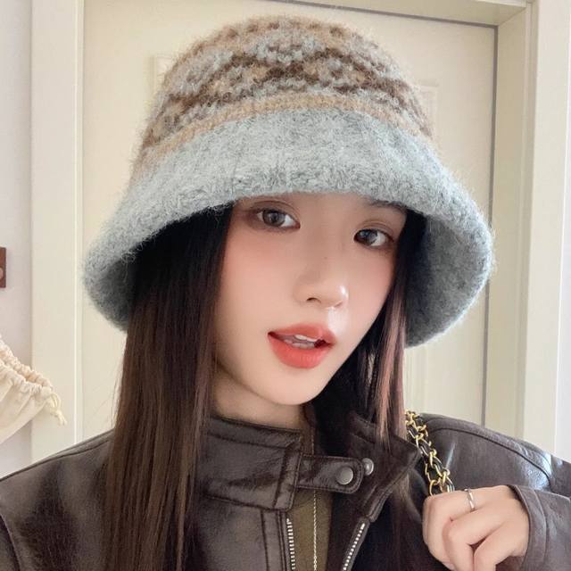 Prada Knitted Warm Hat Fair Isle Style Earflap Wool Hat Women's 2025 New Autumn