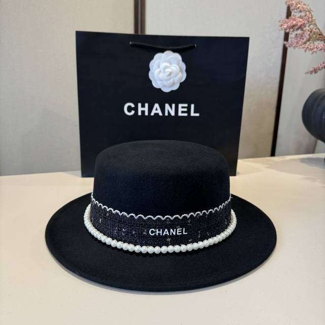 Chanel new wool hat, flat-top hat, 100% wool fabric, head circumference 57cm DDD