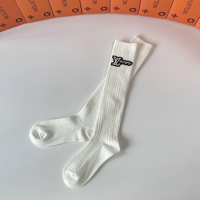 Special Packaging Louis Vuitton Hot Selling New Double-Needle Cashmere Long Sock