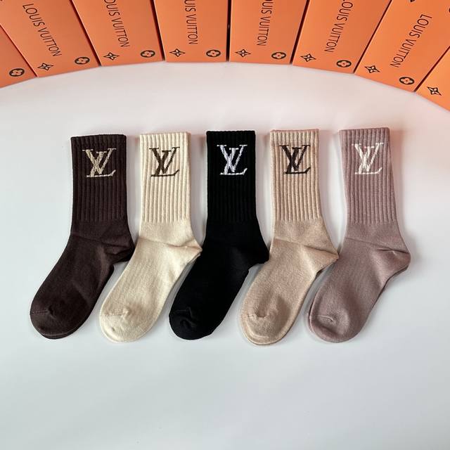 Special packaging from the boutique! Louis Vuitton new wool mid-length slouch so