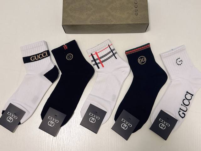 Gucci new arrival socks, five pairs per box, jacquard classic double G logo, su