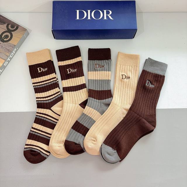 5 pairs per box with packaging Dior's new classic logo embroidered knee-high so