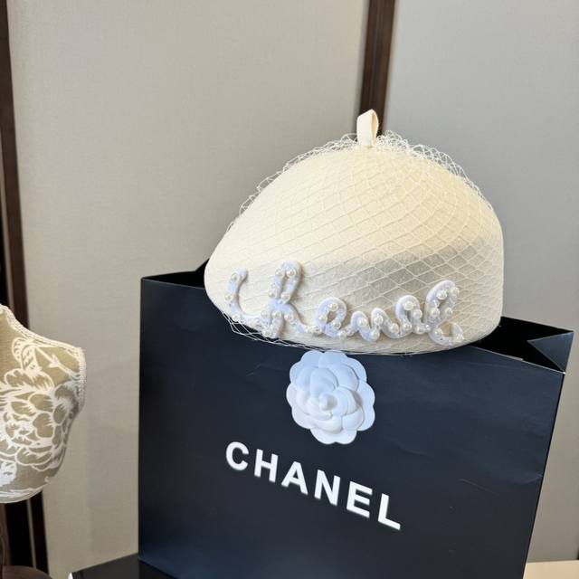 p White Chanel beret, custom-made high-end fabric in the Chanel style, head circ
