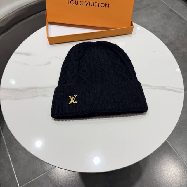Lv Louise New Beanie DDD