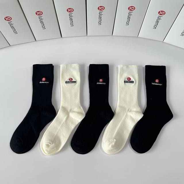 Special Packaging Lululemon New Cashmere Embroidered Mid-Length Slouch Socks! Fi