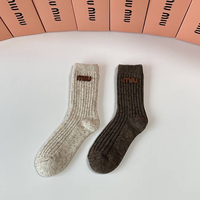 Special packaging from the boutique! Miu Miu's new cashmere slouch socks! Two pa