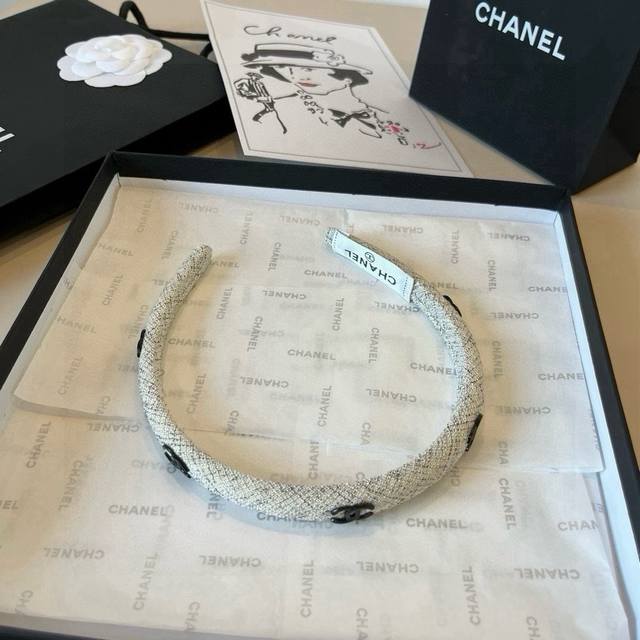 Chanel headband, classic small Chanel headband DDD