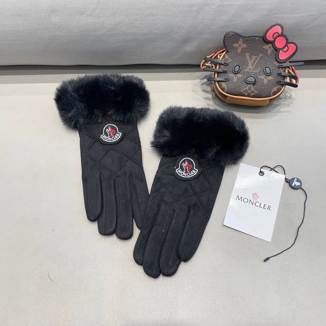 Moncler 2025 Fall/Winter Wool Gloves - Worth comparing with similar styles, but