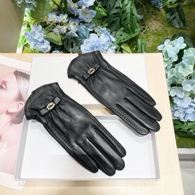 New Women's Exclusive First Release Touchscreen Gloves, Dior Women's Gloves, Me