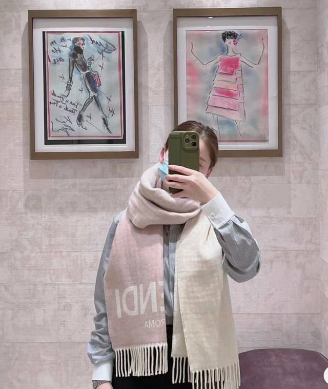 Ff Newly released, incredibly beautiful double-sided, two-tone jacquard gradient