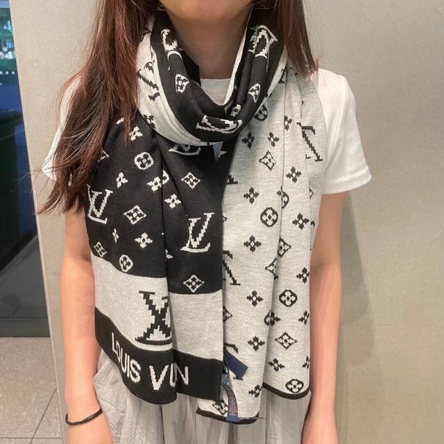 Lv, same style as boutiques, high-end cashmere knit scarf! Suitable for both for