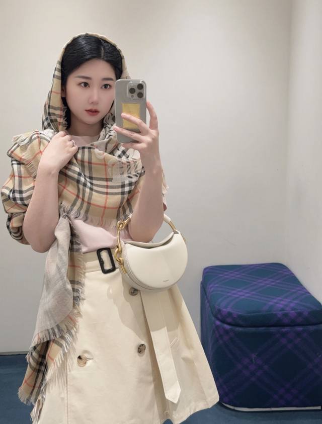 Bbr The most worthwhile thin air-conditioning shawl, gold-streaked warhorse desi