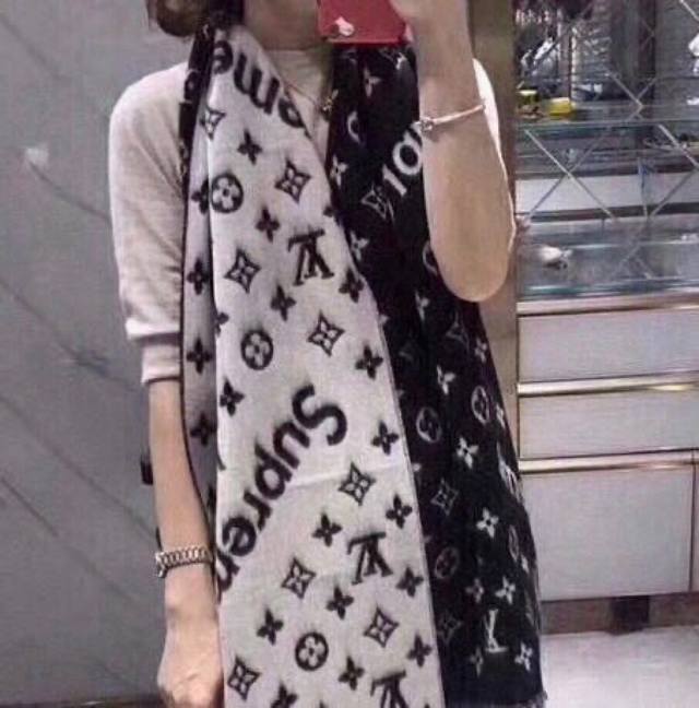 The best Supreme super soft and supple LV collaboration scarf. It's incredibly
