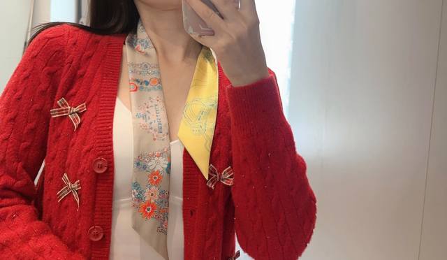 Hermes "Gorgeous Reins Floral Edition" Twilly Mini Silk Scarf. Twilly silk ribb